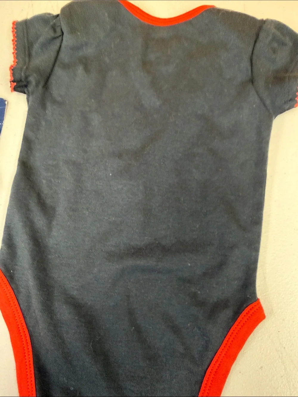 San Francisco Giants infant Baby One-Piece Bodysuit in Black and Orange 12 mnths